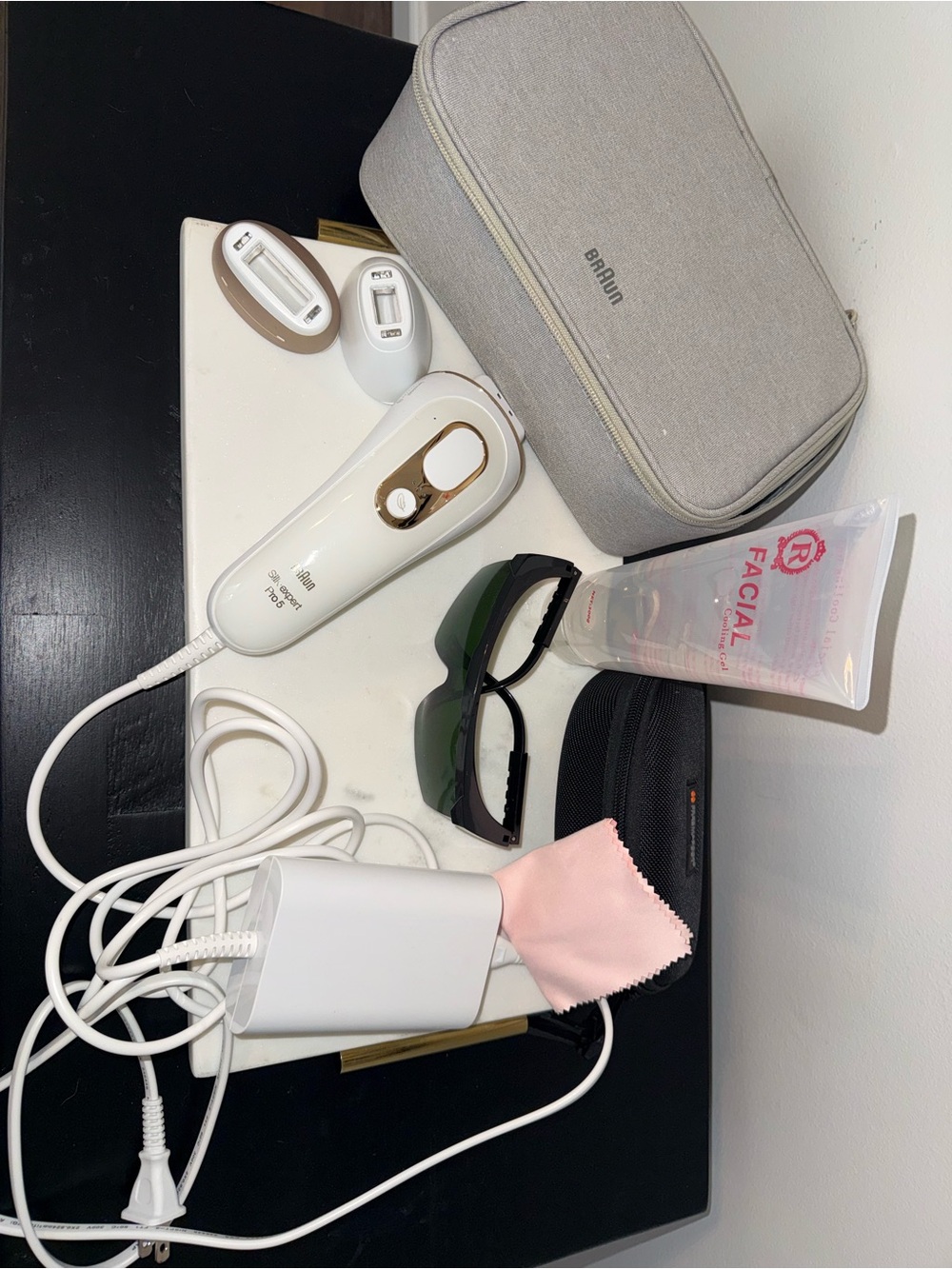 Braun White & Gold IPL Hair Removal Device with Case